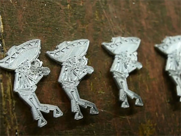 iga01 - glory pin maker